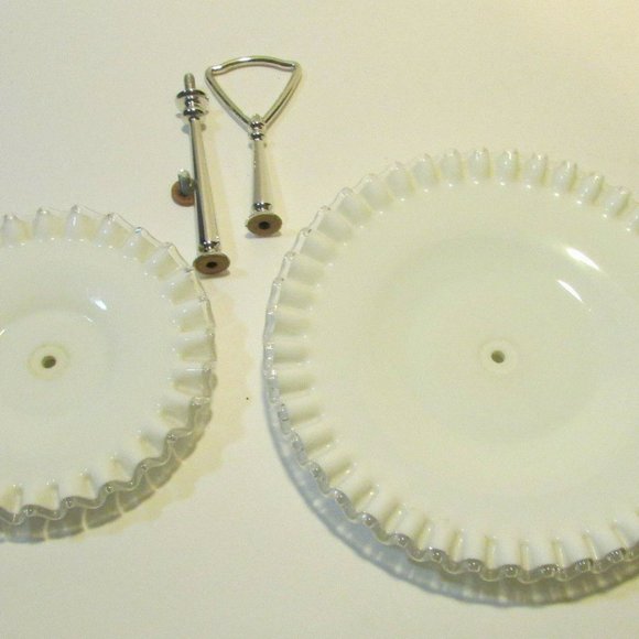 Fenton silver crest tidbit tray white with clear trim 2 tier serving plate - Picture 9 of 12